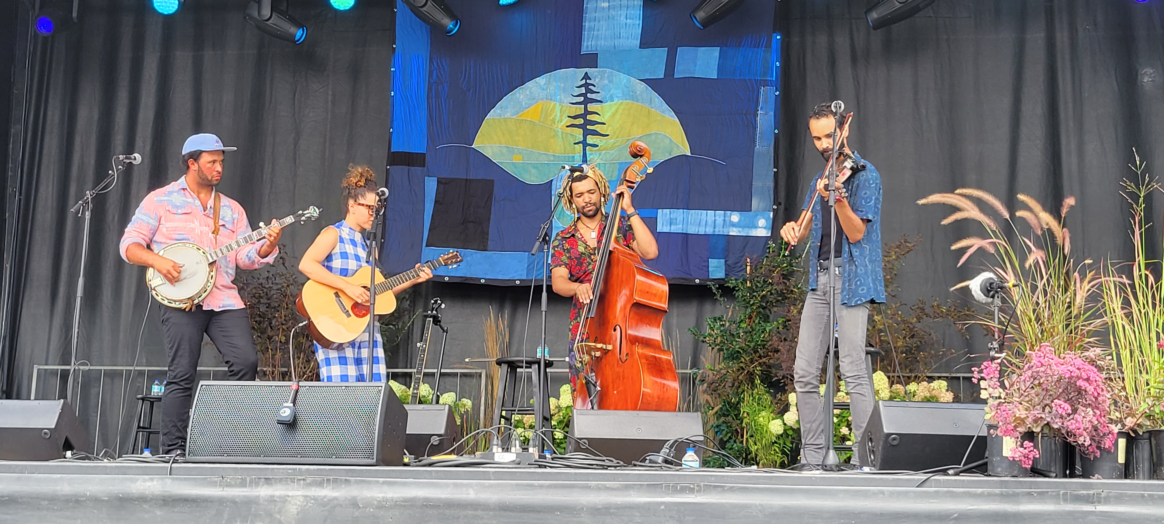 NewDangerfield2024-08-17GreenMountainBluegrassAndRootsFestivalManchesterVT (4).jpg